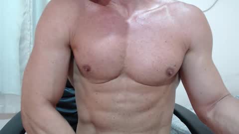 saradorj92 online show from January 9, 12:24 am