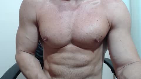 saradorj92 online show from February 8, 1:09 am