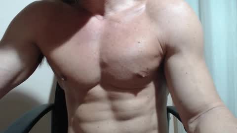 saradorj92 online show from March 12, 12:50 am