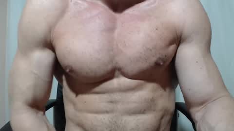 Snapshot of saradorj92 chatting on May 1, 10:47 pm saradorj92 online show from May 1, 10:47 pm