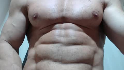 Snapshot of saradorj92 chatting on May 22, 8:25 pm saradorj92 online show from May 22, 8:25 pm