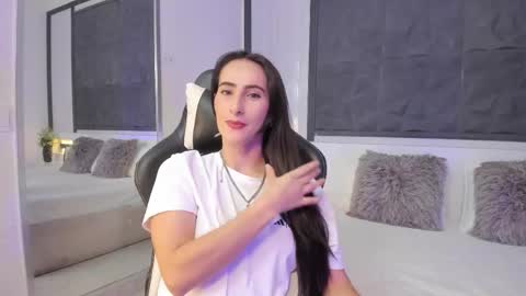  Sara Gomez  online show from January 8, 12:40 pm