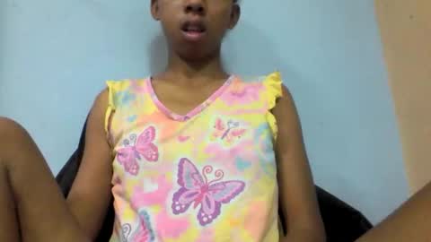 Snapshot of sarah146341 chatting on December 20, 10:55 am sarah146341 online show from December 20, 10:55 am