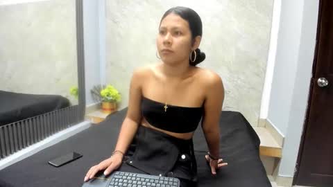 Sarah online show from November 28, 11:35 am