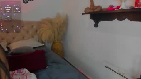 Sarah Valkiria  IG  Sar lanister online show from December 20, 3:35 am