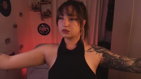 Snapshot of sarah_cuteeyes chatting on March 24, 4:28 am Sara online show from March 24, 4:28 am