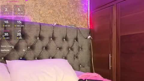 Snapshot of sarah_escobarr_ chatting on March 4, 2:56 pm Sarah online show from March 4, 2:56 pm