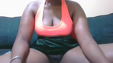 sarah_haggai online show from February 22, 4:24 am