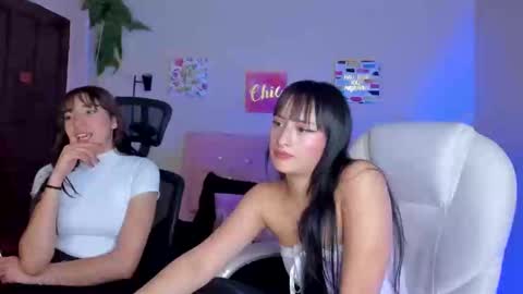 Snapshot of sarah_ramirez777 chatting on February 22, 5:46 pm Sarah Ramirez online show from February 22, 5:46 pm