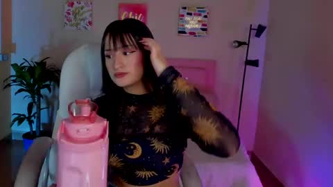 Snapshot of sarah_ramirez777 chatting on March 10, 7:29 pm Sarah Ramirez online show from March 10, 7:29 pm