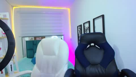 Snapshot of sarah_ramirez777 chatting on September 19, 12:02 am Sarah Ramirez online show from September 19, 12:02 am