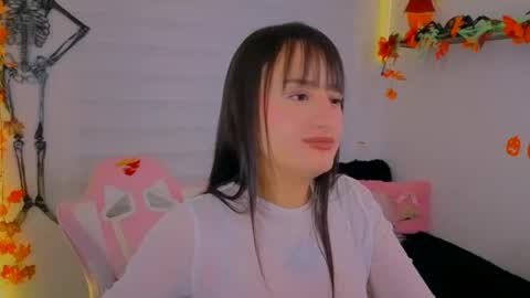 Snapshot of sarah_ramirez777 chatting on October 18, 6:37 am Sarah Ramirez online show from October 18, 6:37 am