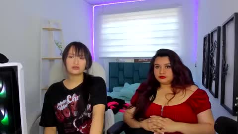 Snapshot of sarah_ramirez777 chatting on November 22, 8:19 pm Sarah Ramirez online show from November 22, 8:19 pm