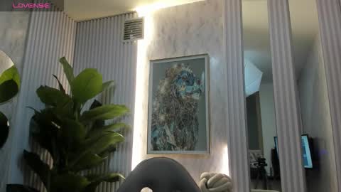 Sarah online show from March 17, 2:16 am