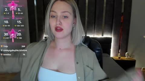 Snapshot of sarah_soul chatting on December 27, 4:26 am Sarah online show from December 27, 4:26 am