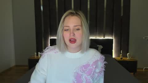 Snapshot of sarah_soul chatting on December 31, 6:59 am Sarah online show from December 31, 6:59 am