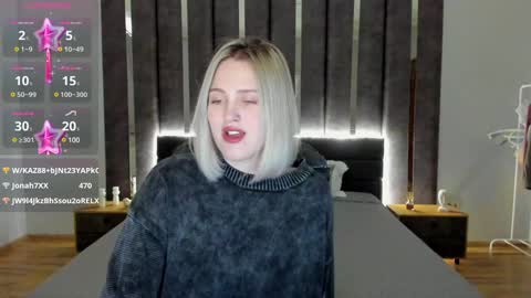 Snapshot of sarah_soul chatting on January 1, 5:43 am Sarah online show from January 1, 5:43 am