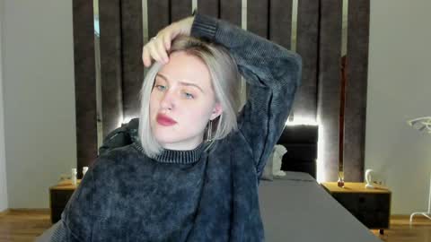 Snapshot of sarah_soul chatting on January 1, 8:45 am Sarah online show from January 1, 8:45 am