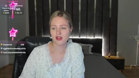 Snapshot of sarah_soul chatting on January 5, 3:53 am Sarah online show from January 5, 3:53 am