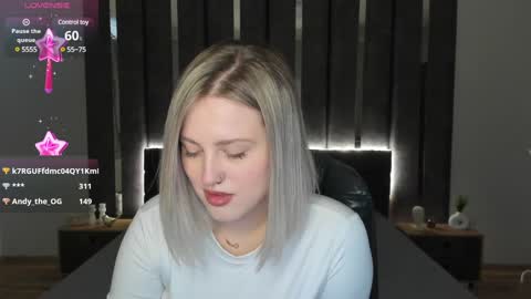 Snapshot of sarah_soul chatting on February 1, 4:03 am Sarah online show from February 1, 4:03 am