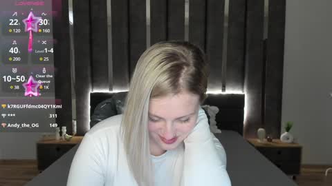 Snapshot of sarah_soul chatting on February 1, 7:05 am Sarah online show from February 1, 7:05 am