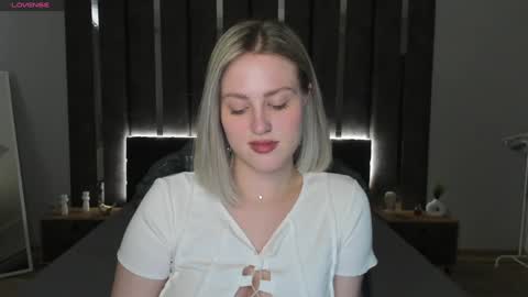 Snapshot of sarah_soul chatting on February 5, 6:56 am Sarah online show from February 5, 6:56 am