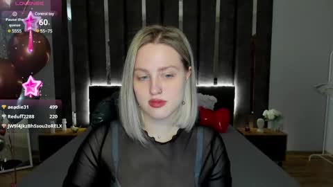 Snapshot of sarah_soul chatting on February 22, 6:50 am Sarah online show from February 22, 6:50 am