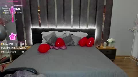 Snapshot of sarah_soul chatting on February 27, 3:58 am Sarah online show from February 27, 3:58 am