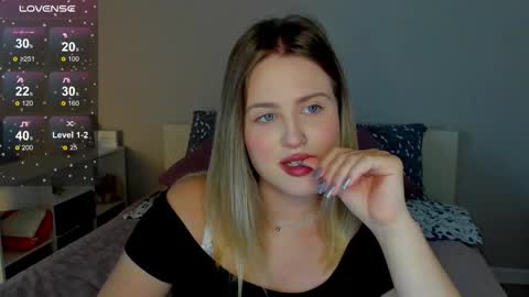 Snapshot of sarah_soul chatting on September 9, 1:38 am Sarah online show from September 9, 1:38 am