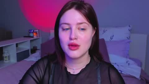 Sarah online show from June 25, 10:47 pm
