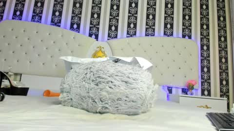 Snapshot of sarah_t33n chatting on February 18, 11:30 pm Sarah online show from February 18, 11:30 pm