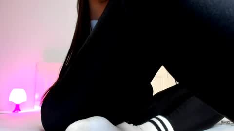 Sarah online show from April 21, 7:06 pm