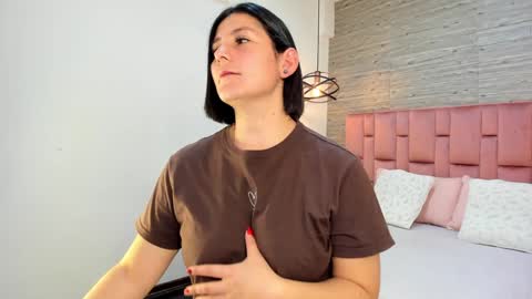 Sarah Deyvis online show from January 21, 2:48 pm