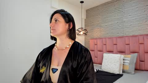 Sarah Deyvis online show from January 23, 5:42 pm