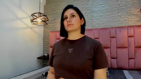 Sarah Deyvis online show from February 25, 8:41 pm