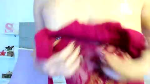 sarahlopezz290 online show from June 22, 3:47 am