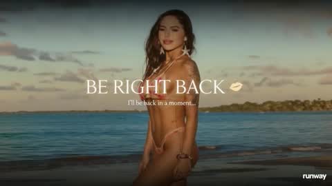 SarahM online show from March 19, 6:45 pm