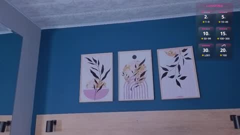 Sarah online show from September 11, 12:05 pm