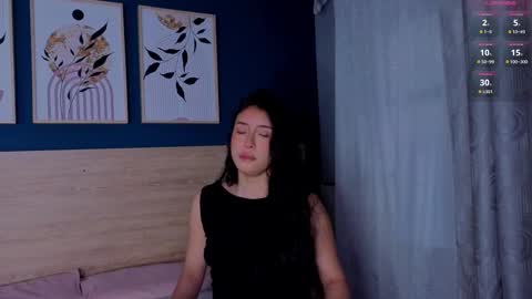 Sarah online show from September 18, 11:45 am