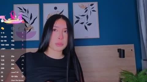 Sarah online show from October 6, 11:40 am