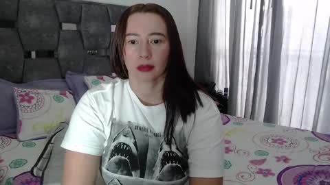 Lia online show from April 24, 3:25 pm