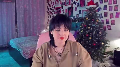 Sarah online show from December 15, 3:05 pm