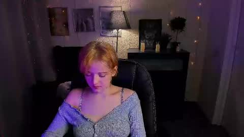 Sarah online show from April 10, 8:35 pm