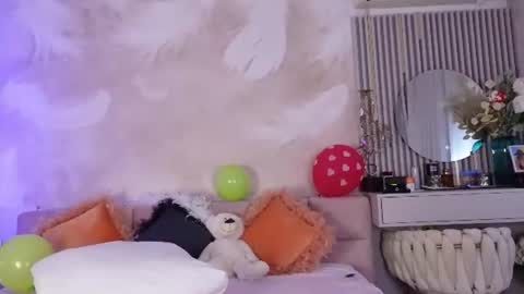 Jenny online show from June 26, 5:12 am