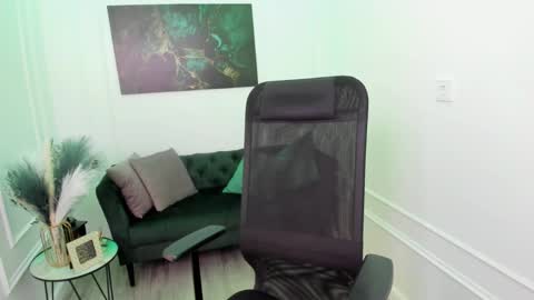 sarajeredi online show from April 8, 12:05 pm