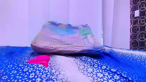 Snapshot of sarak_ chatting on March 4, 3:04 pm Sara online show from March 4, 3:04 pm