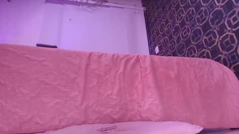 Snapshot of sarak_ chatting on October 9, 12:03 pm Sara online show from October 9, 12:03 pm