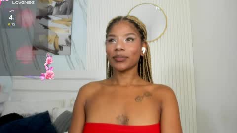 Sara Lewis online show from May 20, 11:27 am