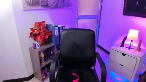 saralife69 online show from January 24, 11:59 am