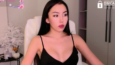 Mia online show from October 7, 7:16 am